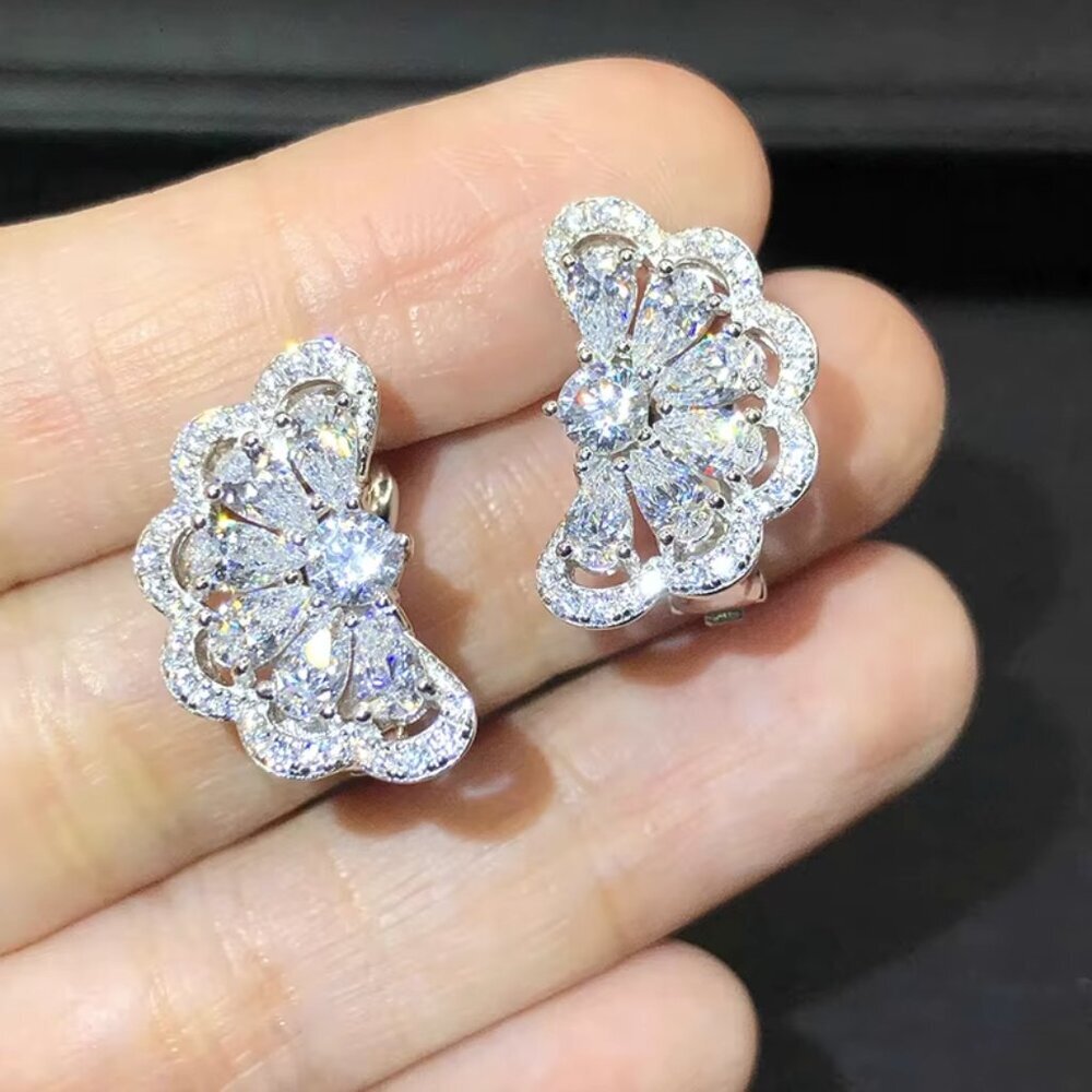 NEW 14k White Gold Diamond Butterfly Wings Stud Earrings